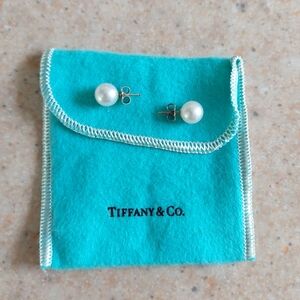 Tiffany & Co Ziegfeld Collection 9-10 mm Pearl Earrings in Sterling Silver